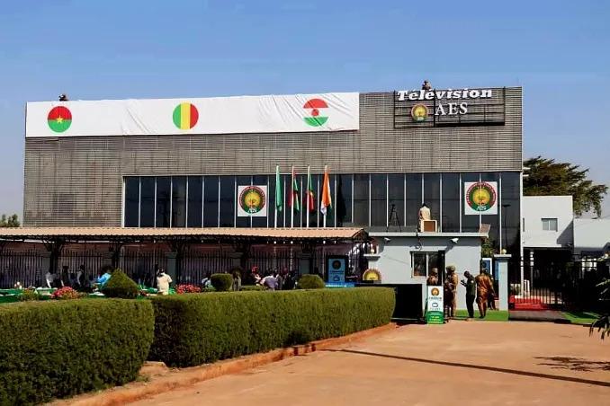 Mali : La Confédération des États du Sahel lance officiellement la Télévision AES et la Banque BCID-AES