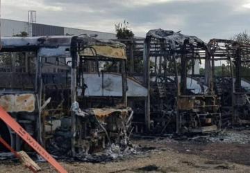 SOTRA : 19 bus partis en fumée au dépôt d’Abobo, les autorités enquêtent