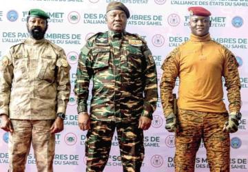 Franc CFA : l’AES dément une fausse annonce de retrait immédiat