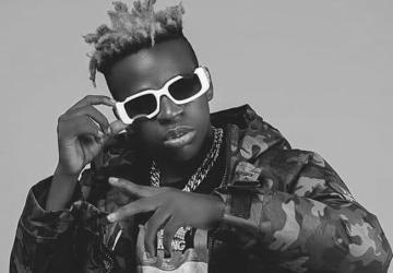 Côte d’Ivoire : le coupé-décalé perd DJ Congélateur, une figure populaire au style singulier