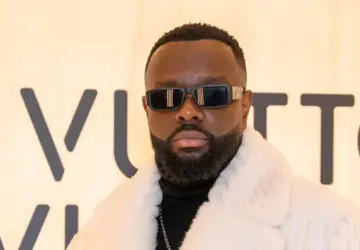Gims mis en examen et placé sous contrôle judiciaire : les accusations qui pèsent sur le chanteur