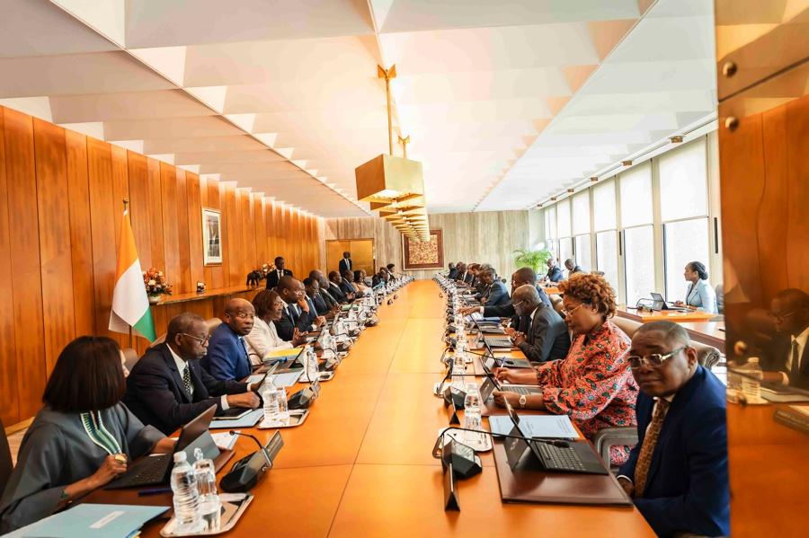 Premier Conseil des ministres : Ouattara trace les grandes orientations de la nouvelle gouvernance