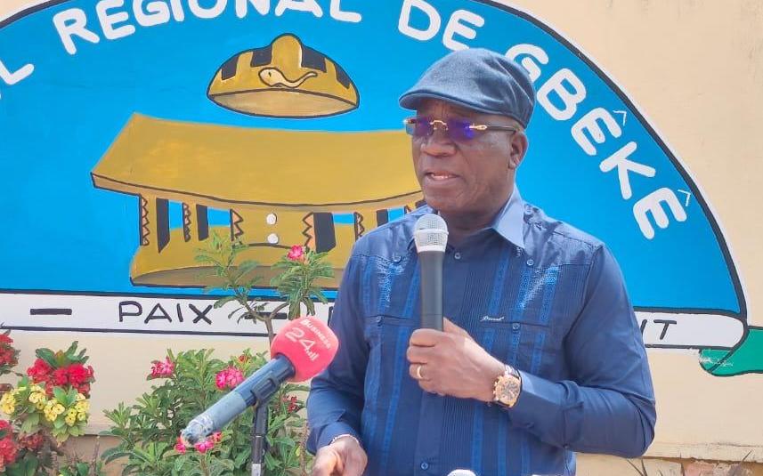 president-du-conseil-gbeke-le-conseil-regional-accelere-linsertion-des-jeunes-avec-100-nouveaux-permis-de-conduire